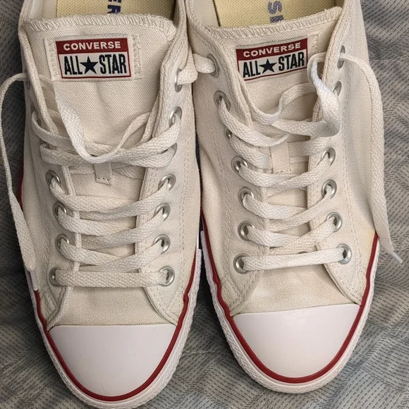 Converse Chuck Taylor All Star Low Top Sneakers. - Picture 12 of 16